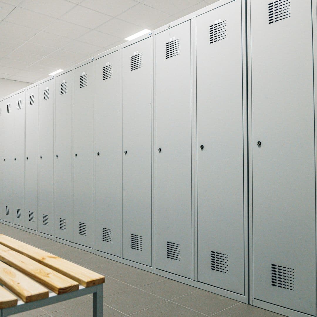 Lockerroom 