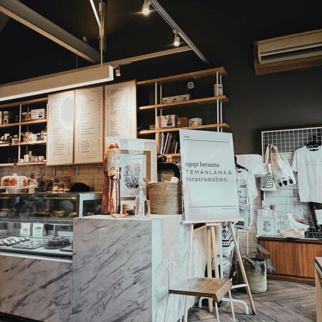 Gastrotheke in Marmoroptik Weiß