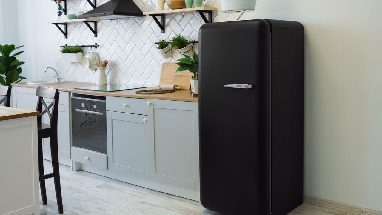 Kühlschrank in Schwarz